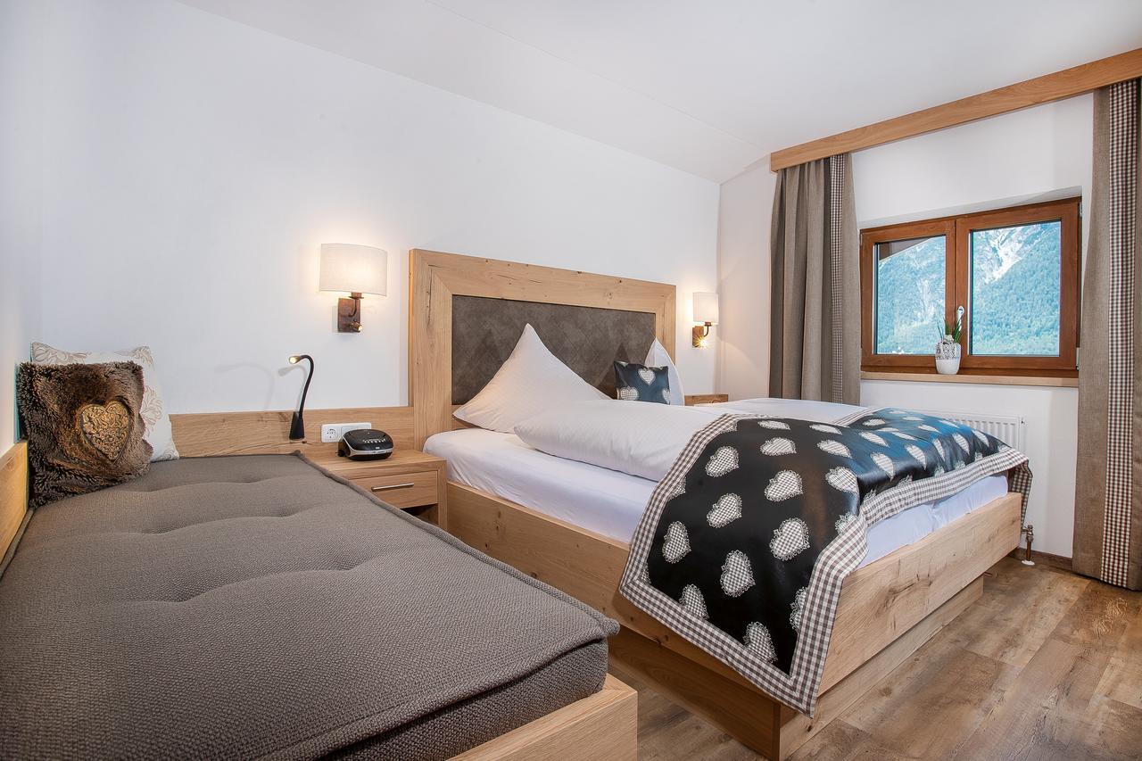 Alpenherz Ferienwohnungen Pertisau Bagian luar foto